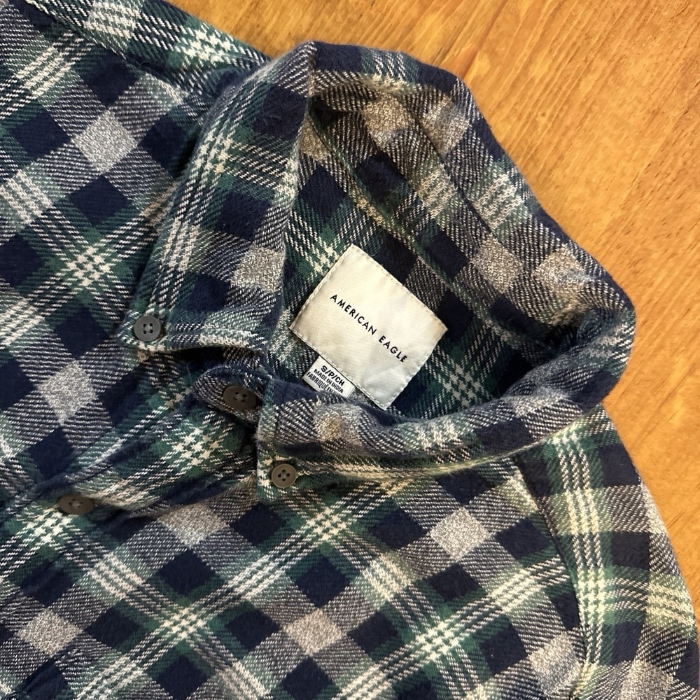 American‎ Eagle Classic Fit Men's Plaid Flannel Shirt Blue Green Sz Small